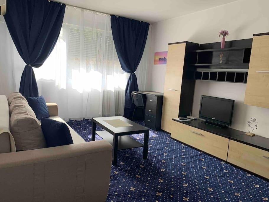 Cozy & Warm Studio Bucarest Esterno foto